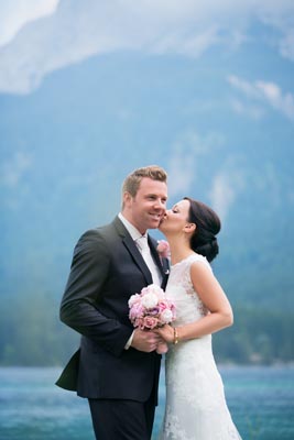 Hochzeitsfotos am Fuß der Zugspitze